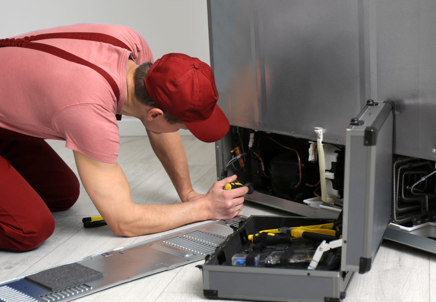 fridge repair Crowley